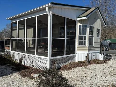 171 Grand View Drive