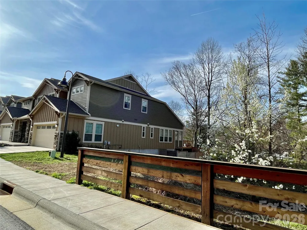 554 Sweet Birch Park Lane Black Mountain, NC 28711