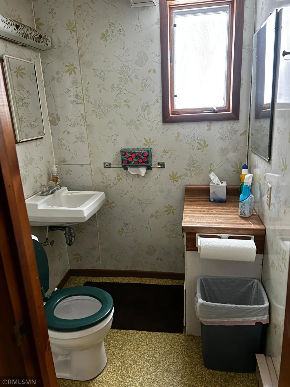 22841 Hwy 71 NE #22841/22843 Hines, MN 56647
