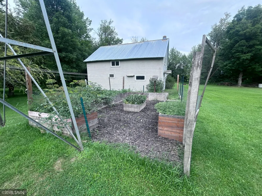22841 Hwy 71 NE #22841/22843 Hines, MN 56647