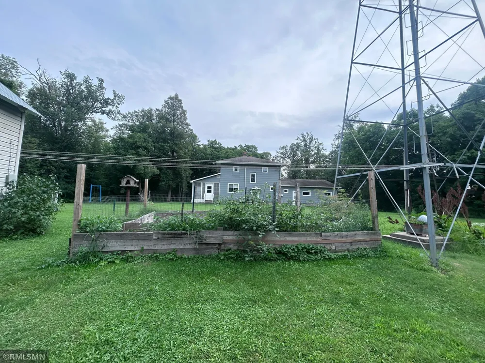 22841 Hwy 71 NE #22841/22843 Hines, MN 56647