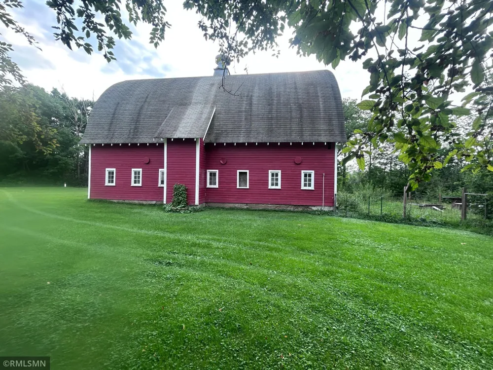 22841 Hwy 71 NE #22841/22843 Hines, MN 56647