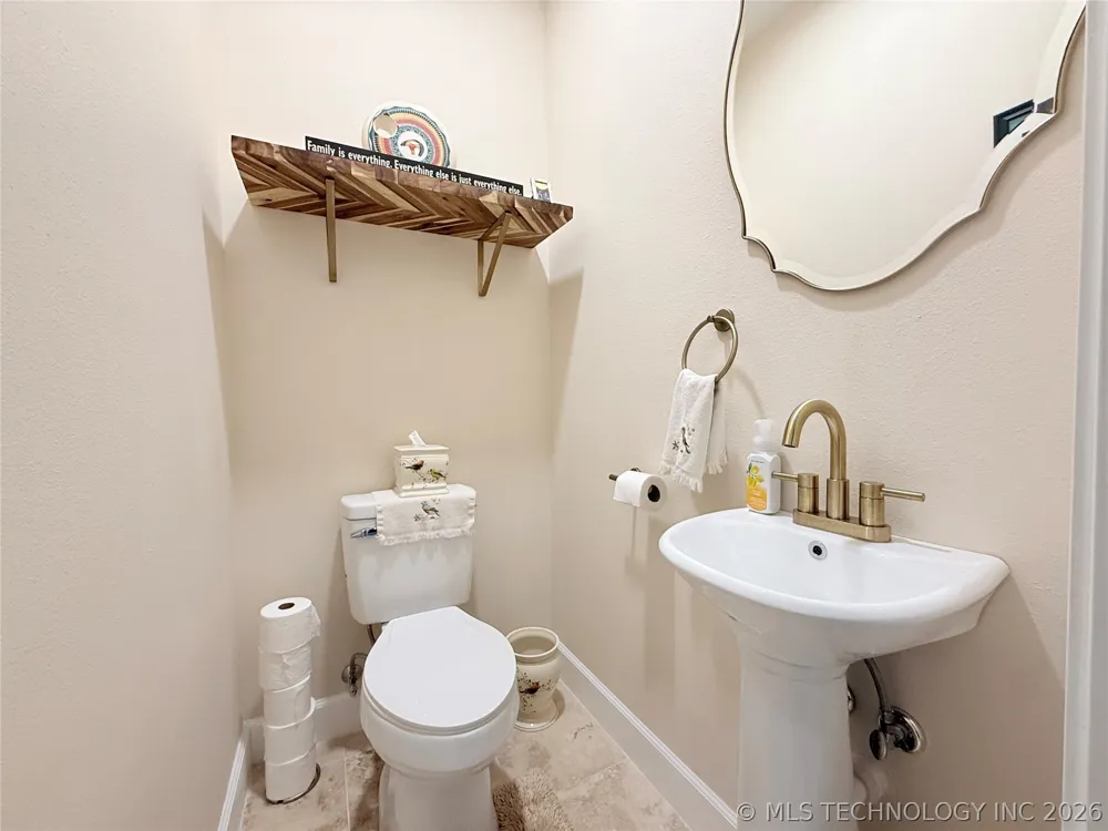 10829 S 62nd Street W Oktaha, OK 74450