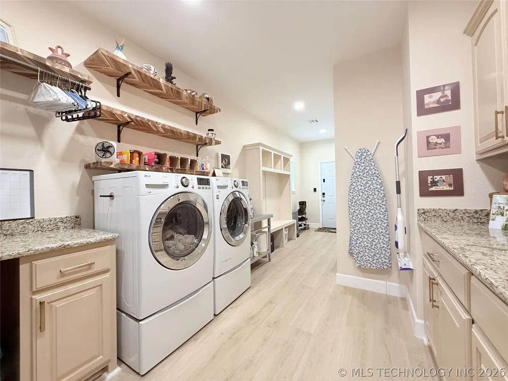 10829 S 62nd Street W Oktaha, OK 74450