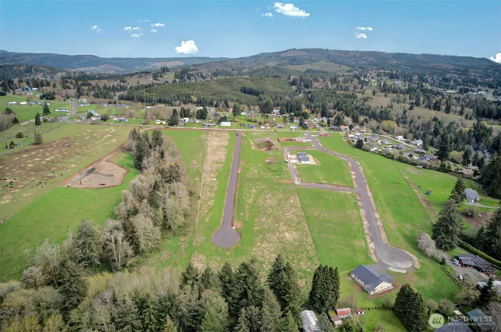 30 Ma'uka Nani Drive Cathlamet, WA 98612