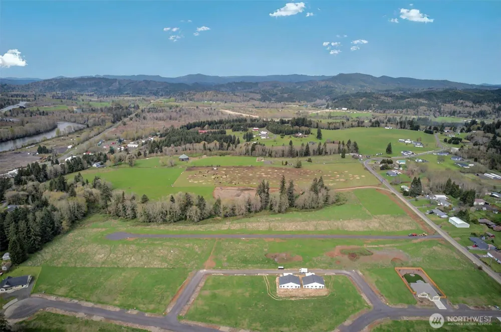 30 Ma'uka Nani Drive Cathlamet, WA 98612