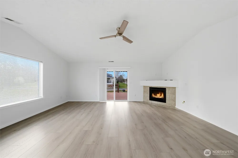 218 Sun Willows Boulevard Pasco, WA 99301