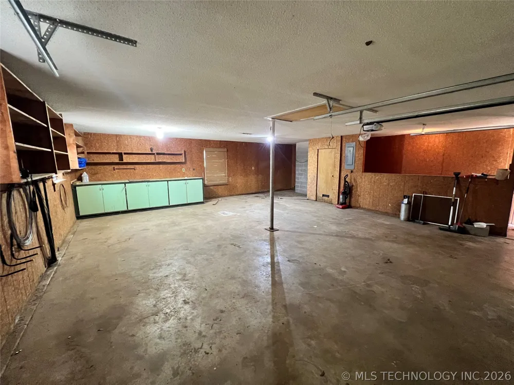 8101 S 700 ROAD Wyandotte, OK 74370