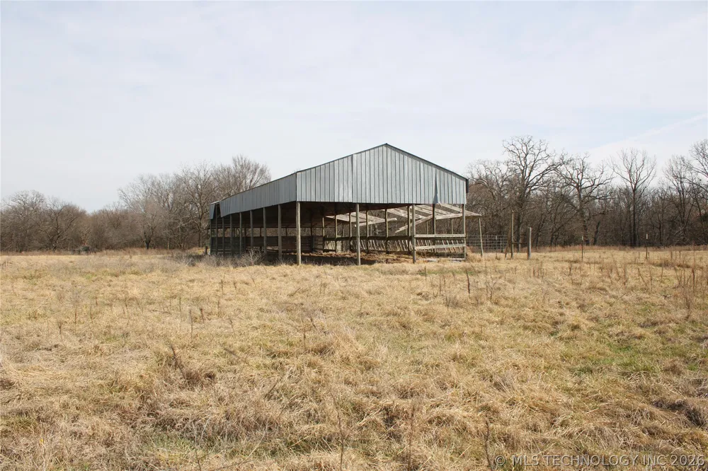 8101 S 700 ROAD Wyandotte, OK 74370