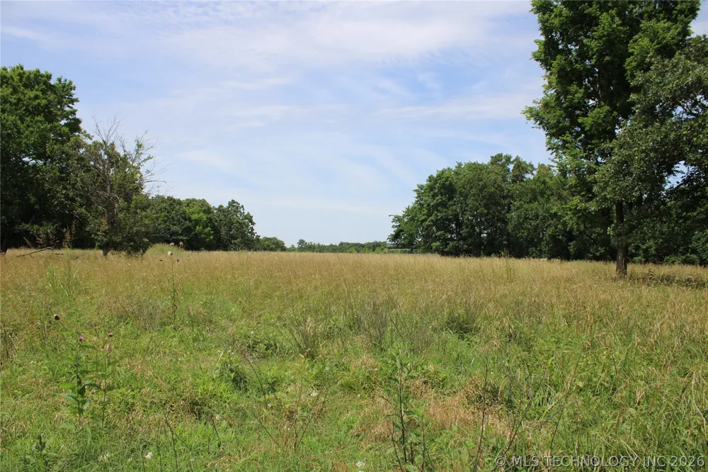 8101 S 700 ROAD Wyandotte, OK 74370