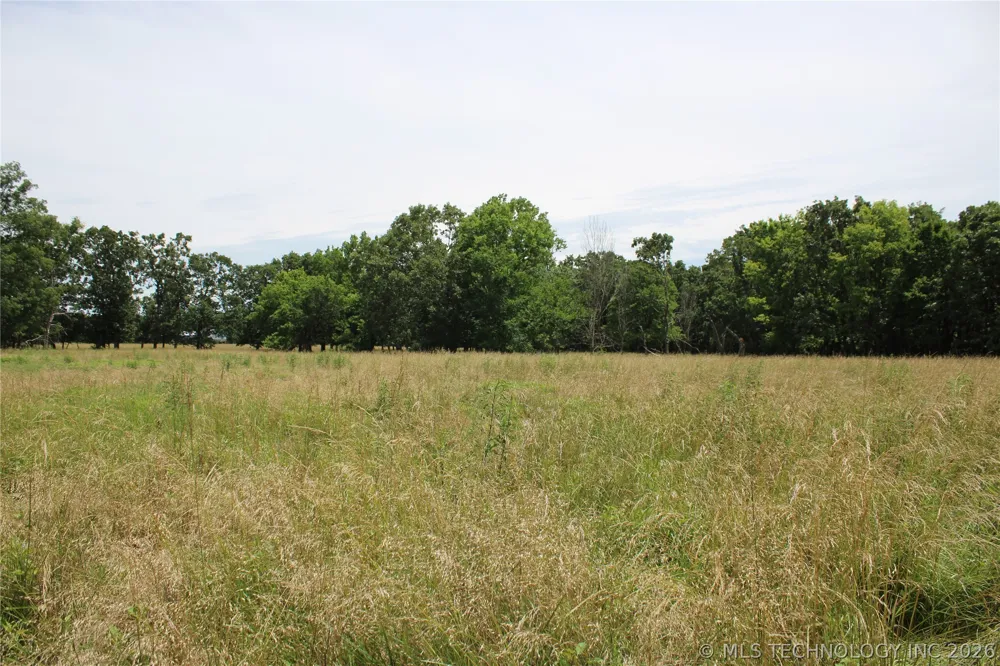 8101 S 700 ROAD Wyandotte, OK 74370