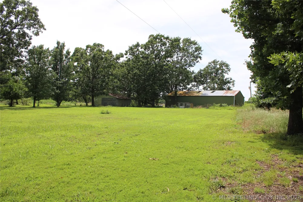 8101 S 700 ROAD Wyandotte, OK 74370