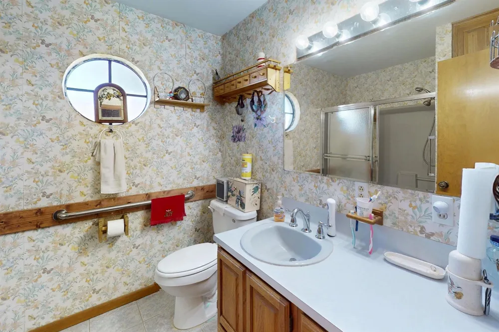 409 W Morgan Street Franklin, TX 77856
