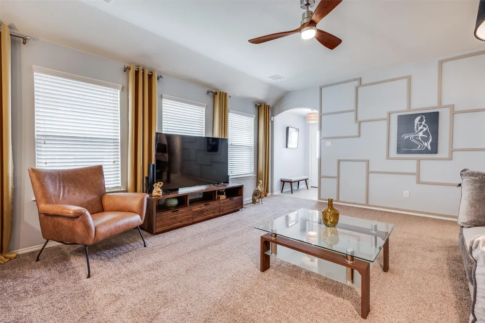 1525 Acmite Avenue Cross Roads, TX 76227
