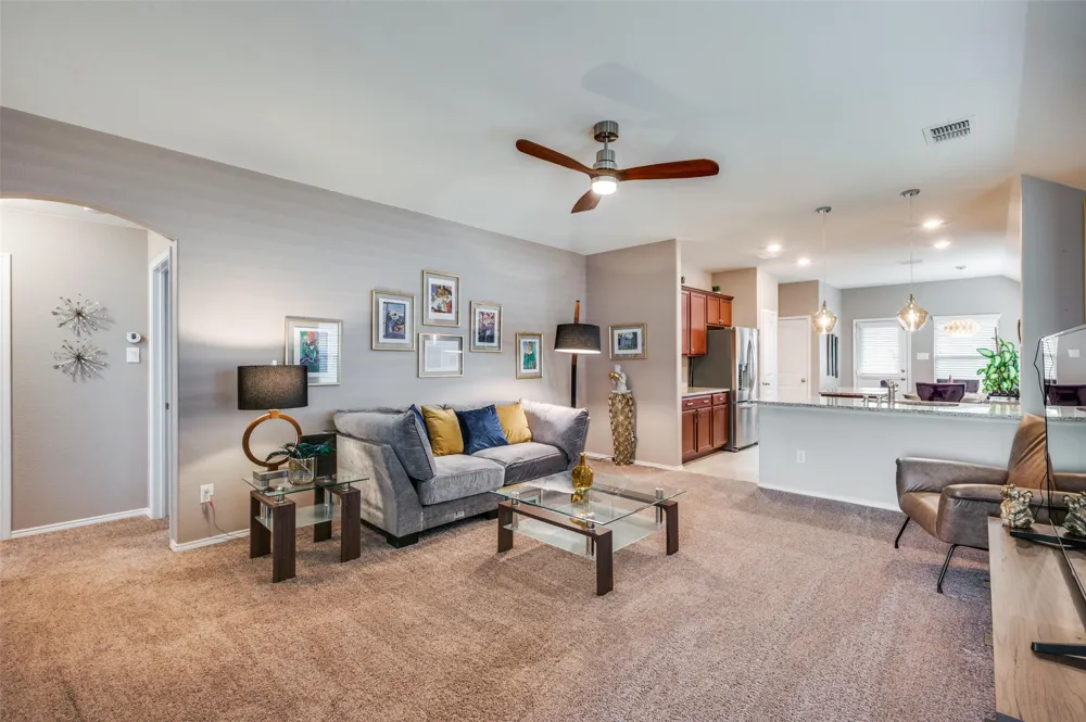 1525 Acmite Avenue Cross Roads, TX 76227