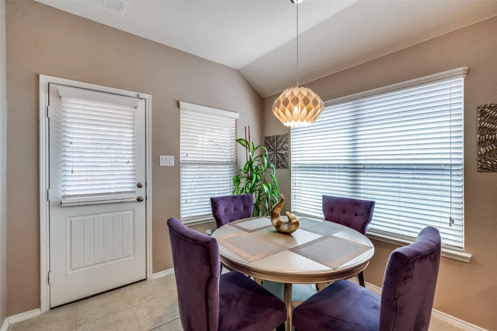 1525 Acmite Avenue Cross Roads, TX 76227