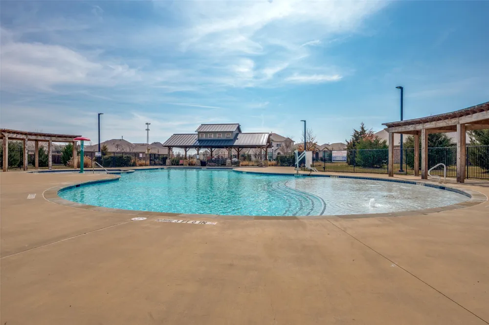 1525 Acmite Avenue Cross Roads, TX 76227