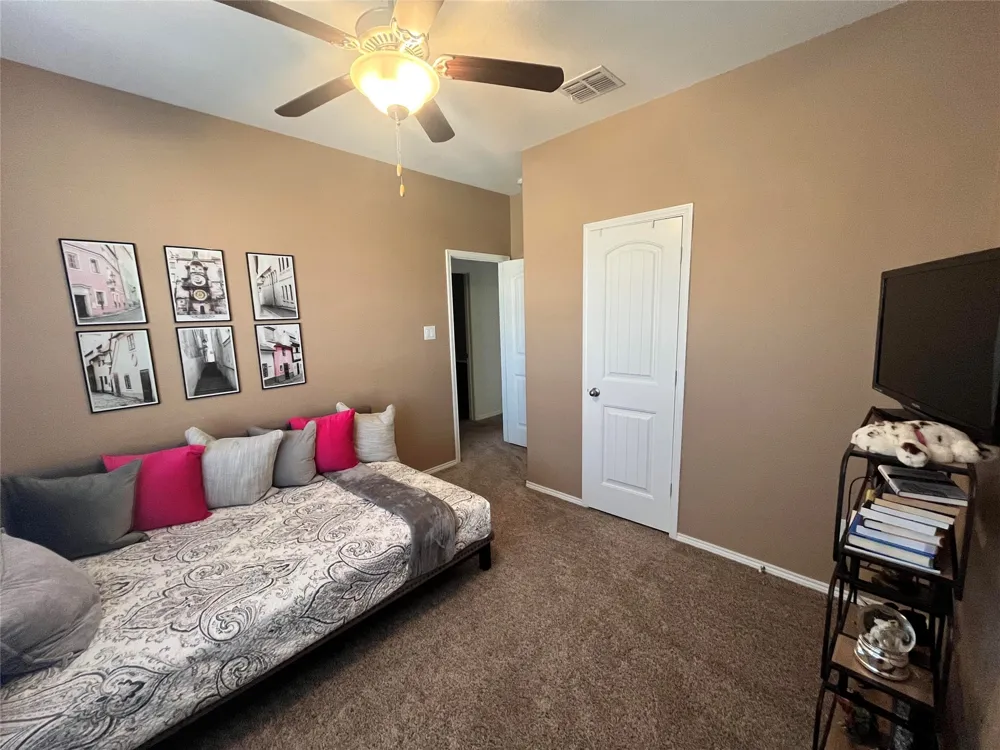 1525 Acmite Avenue Cross Roads, TX 76227
