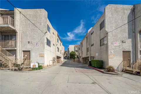 911 New Depot Street #9-10