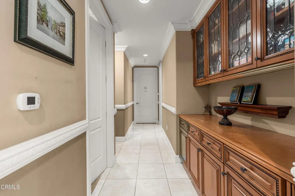 1737 Fairmount Avenue La Canada Flintridge, CA 91011