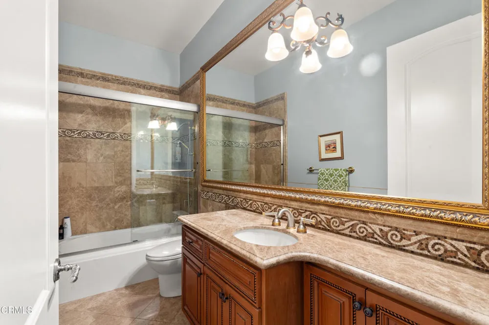 1737 Fairmount Avenue La Canada Flintridge, CA 91011