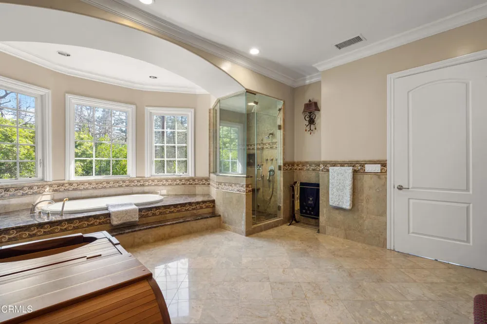 1737 Fairmount Avenue La Canada Flintridge, CA 91011
