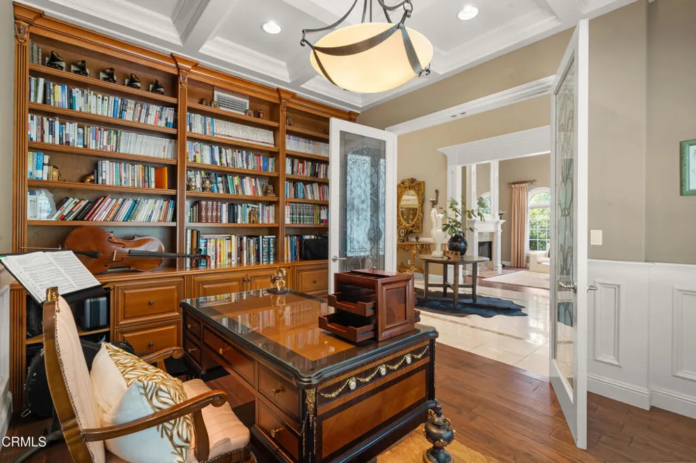 1737 Fairmount Avenue La Canada Flintridge, CA 91011