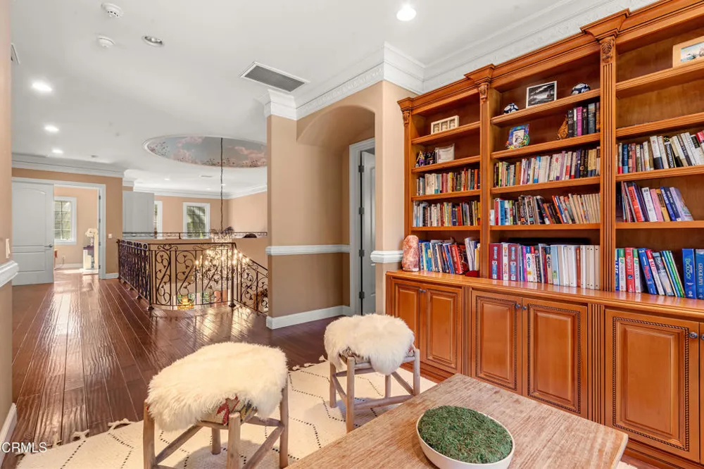 1737 Fairmount Avenue La Canada Flintridge, CA 91011