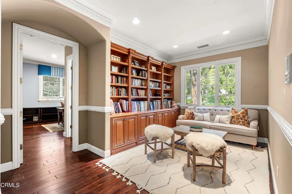1737 Fairmount Avenue La Canada Flintridge, CA 91011