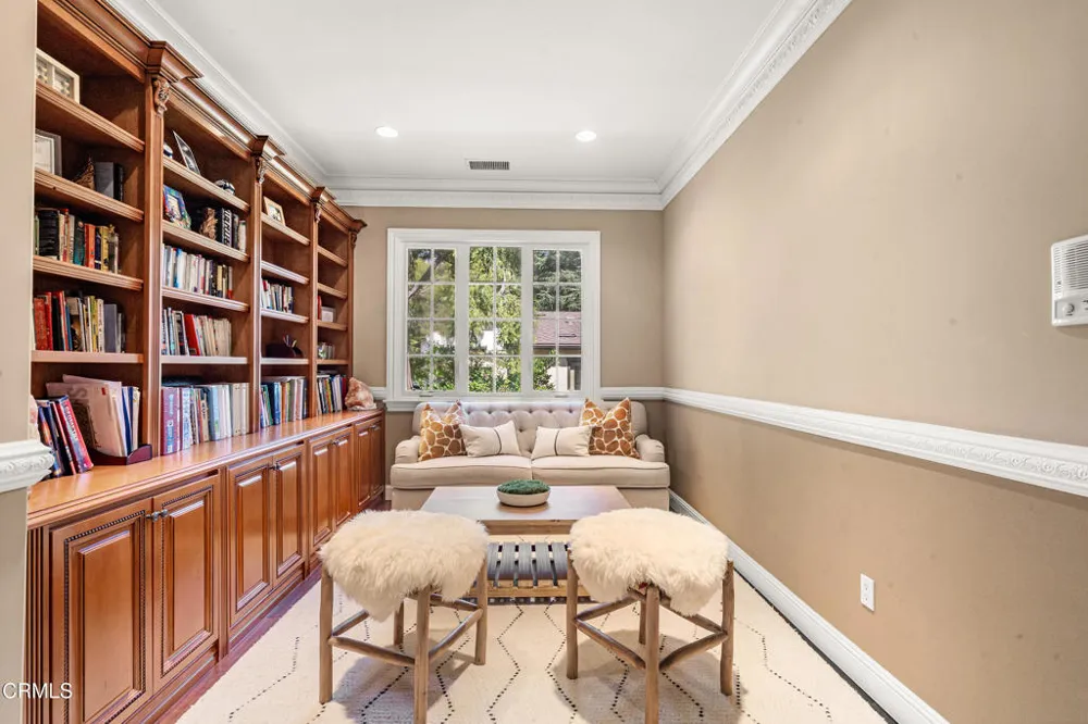 1737 Fairmount Avenue La Canada Flintridge, CA 91011