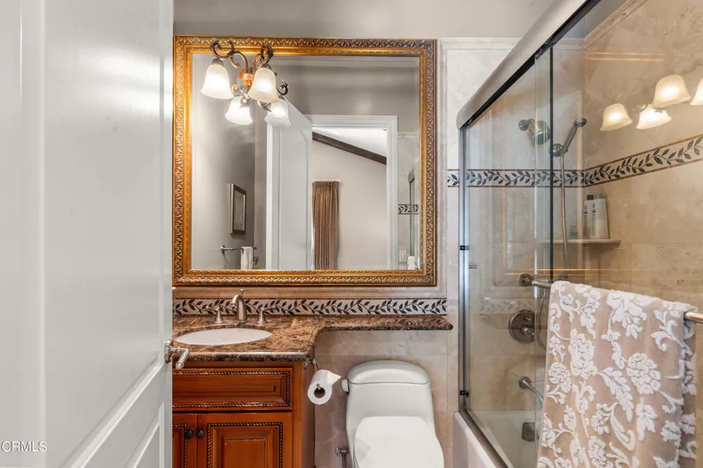 1737 Fairmount Avenue La Canada Flintridge, CA 91011