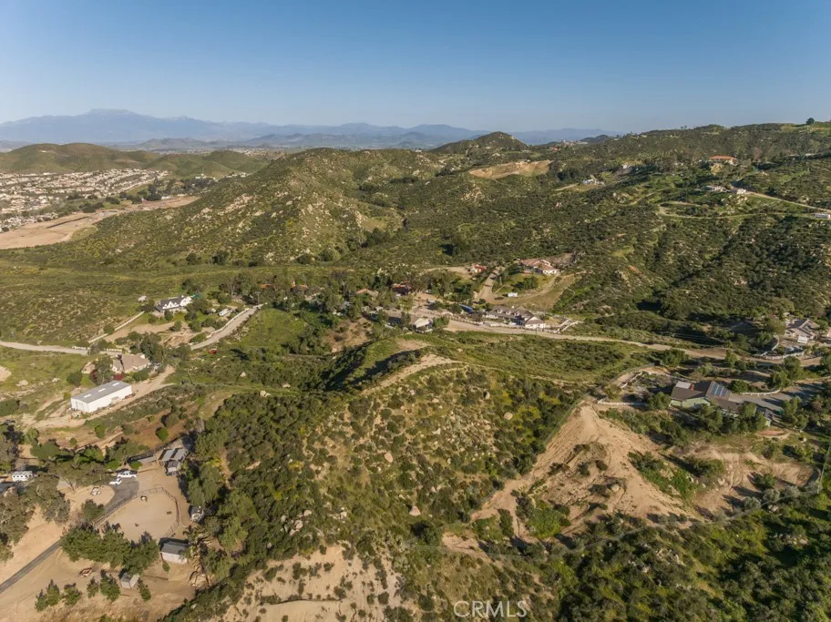 32465 Crooked Arrow Wildomar, CA 92595