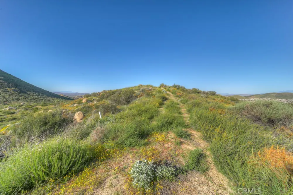 32465 Crooked Arrow Wildomar, CA 92595