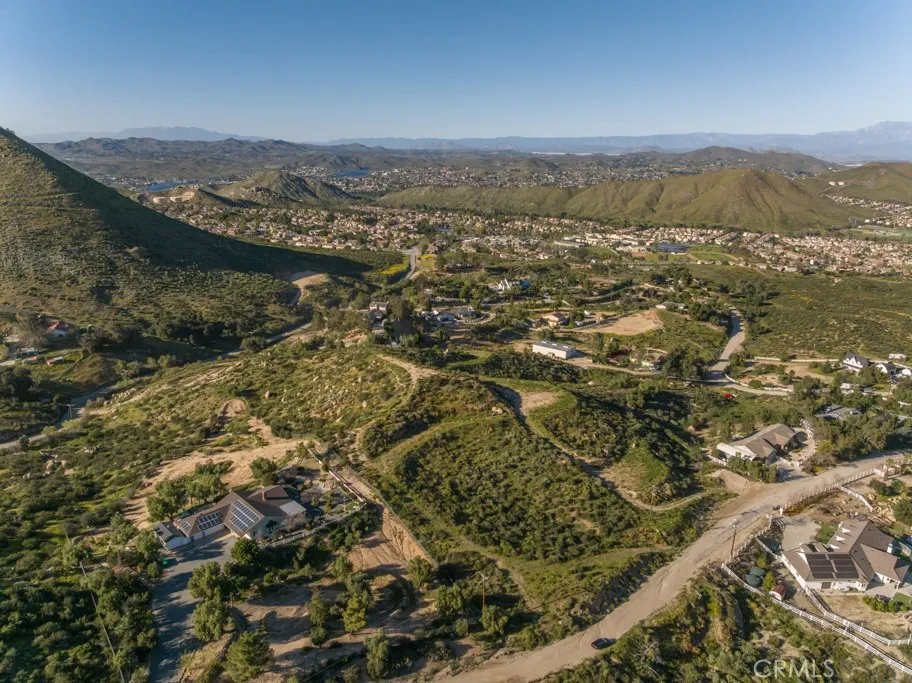 32465 Crooked Arrow Wildomar, CA 92595