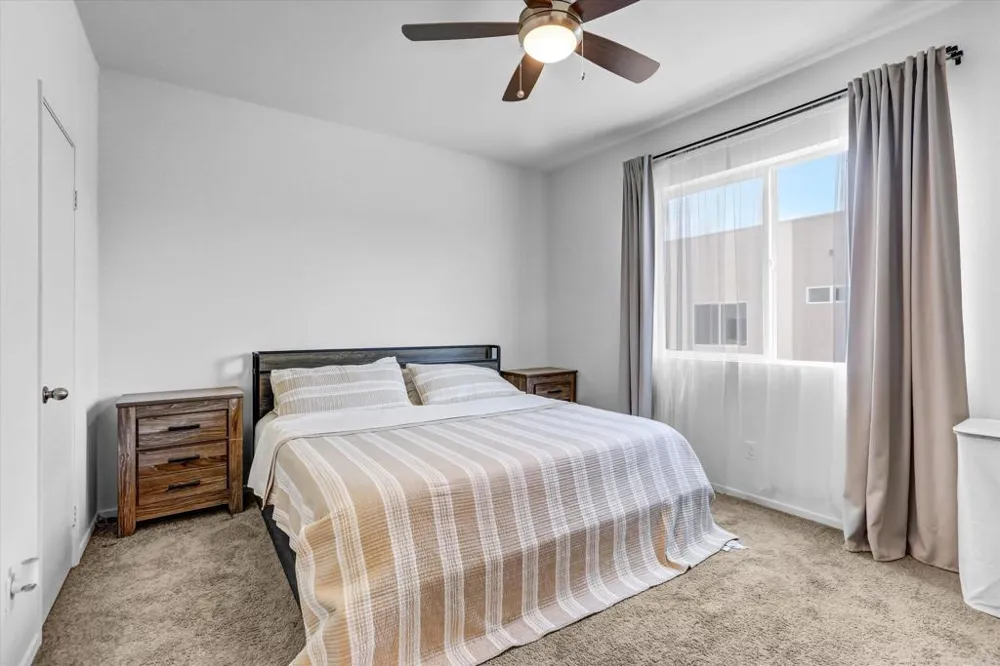 402 Creekside Cir San Diego, CA 92114