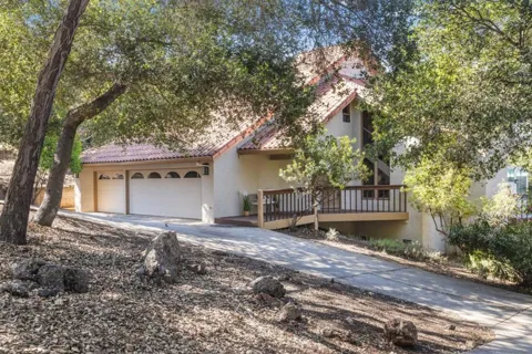 17710 Holiday Drive