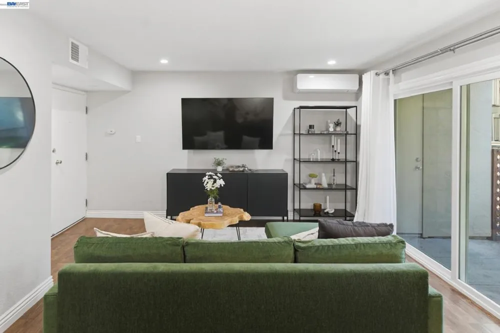2724 Oak Rd #88 Walnut Creek, CA 94597
