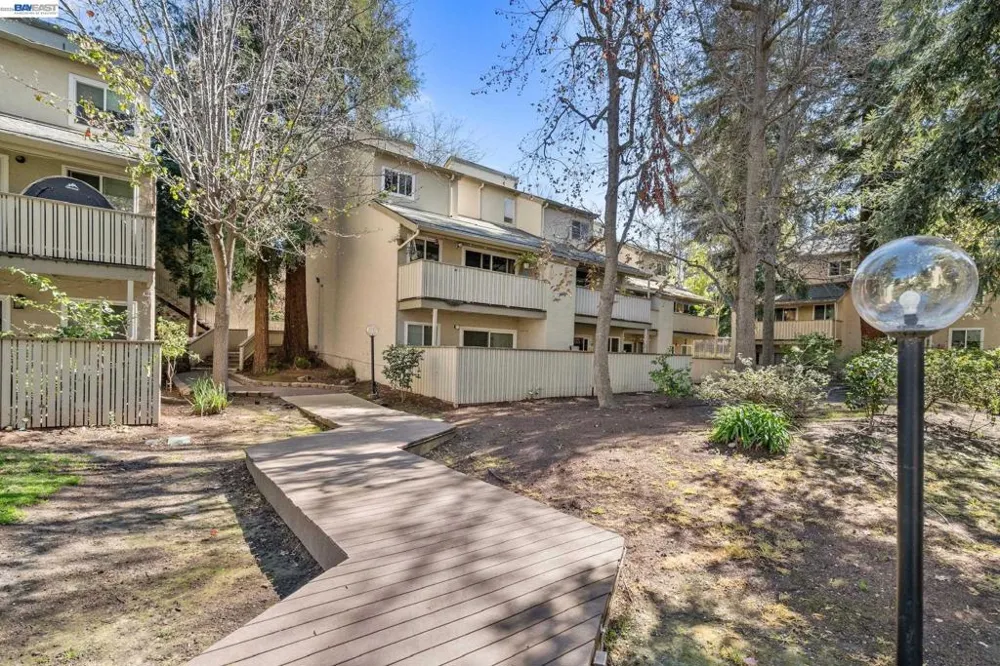 2724 Oak Rd #88 Walnut Creek, CA 94597