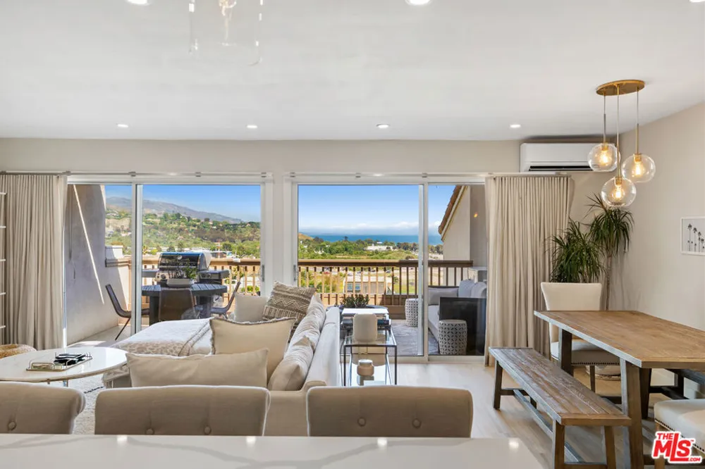 23908 De Ville Way #B Malibu, CA 90265