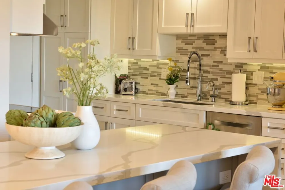 23908 De Ville Way #B Malibu, CA 90265