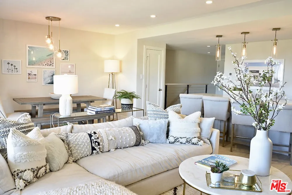 23908 De Ville Way #B Malibu, CA 90265