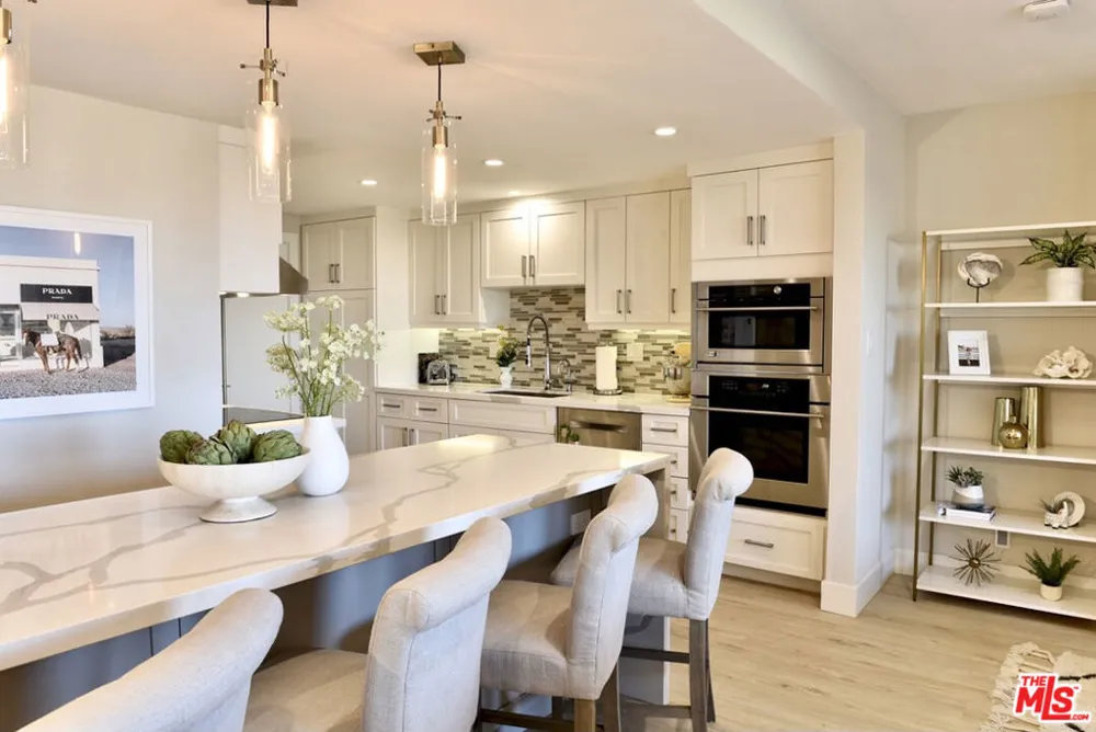 23908 De Ville Way #B Malibu, CA 90265