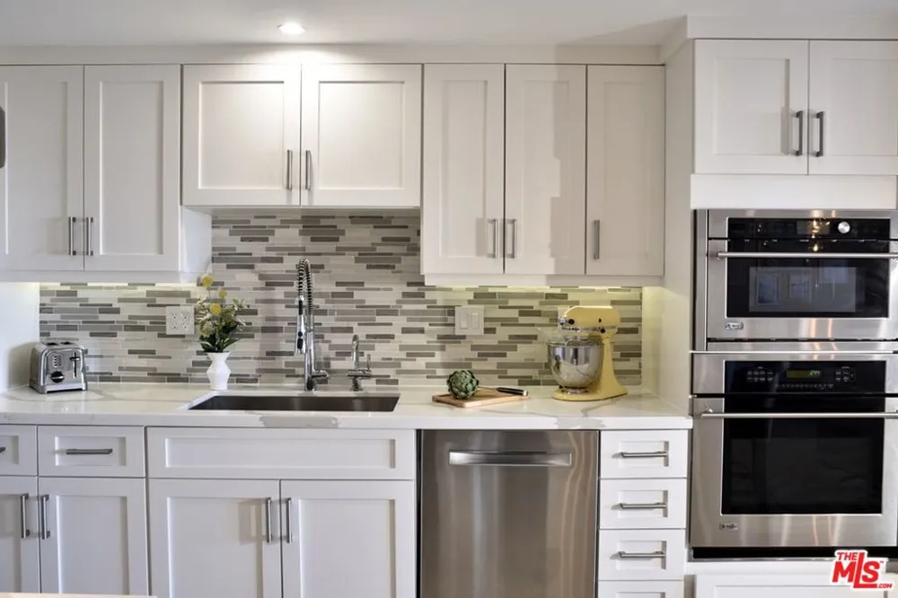 23908 De Ville Way #B Malibu, CA 90265