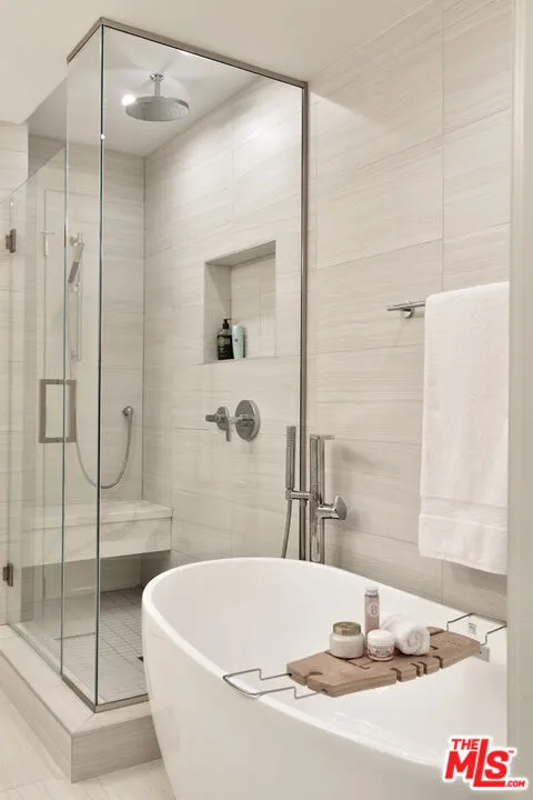 23908 De Ville Way #B Malibu, CA 90265