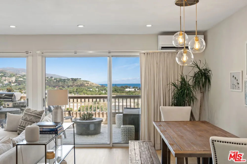 23908 De Ville Way #B Malibu, CA 90265