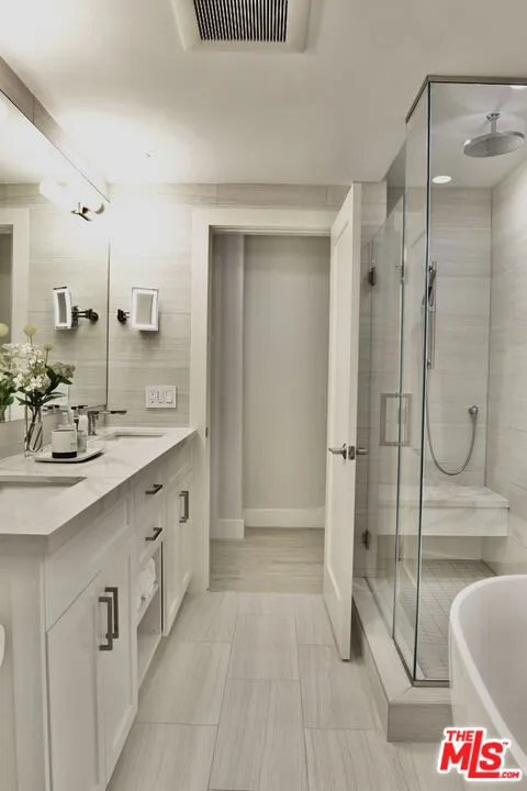 23908 De Ville Way #B Malibu, CA 90265