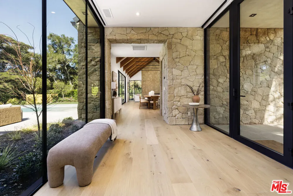 915 Camino Medio Santa Barbara, CA 93110