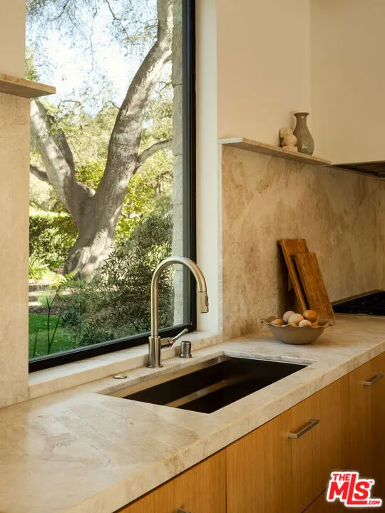 915 Camino Medio Santa Barbara, CA 93110