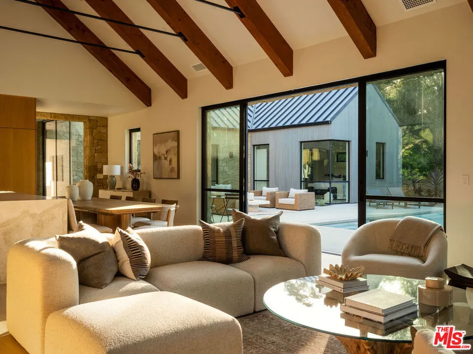 915 Camino Medio Santa Barbara, CA 93110