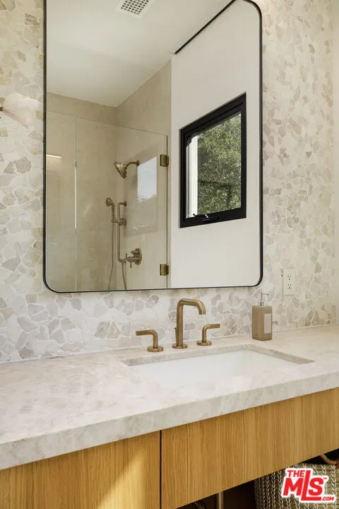 915 Camino Medio Santa Barbara, CA 93110